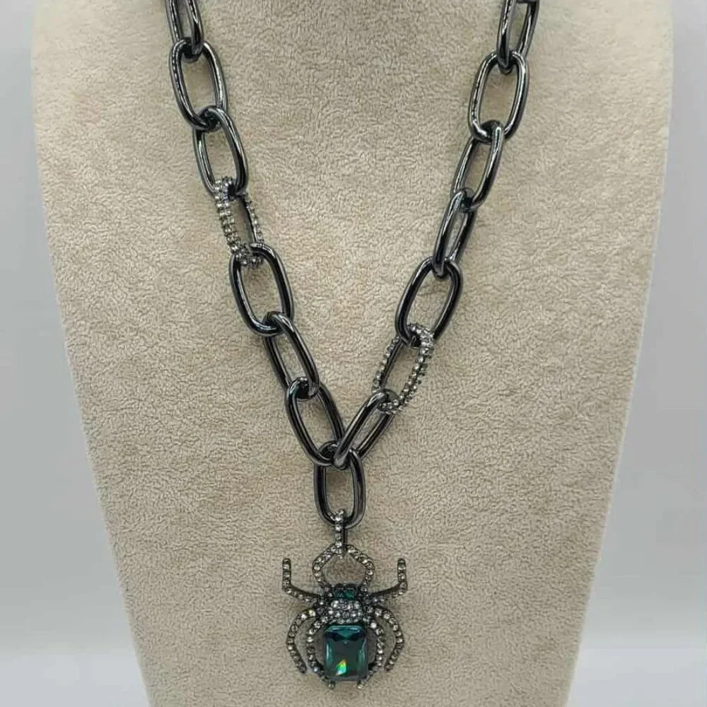 Betsey Johnson Chunky Black Spider Necklace with Green Crystal NWT!  HALLOWEEN
